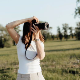 Discovering the Art of Candid Photography and Genuine Moments