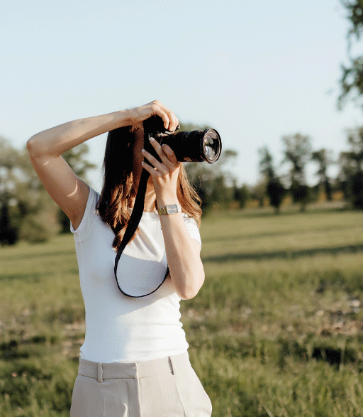 Behind the Lens in the Life of a Wedding Photographer